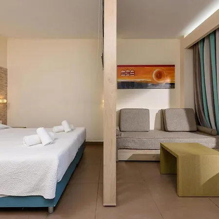 Alea & Rezort 4*